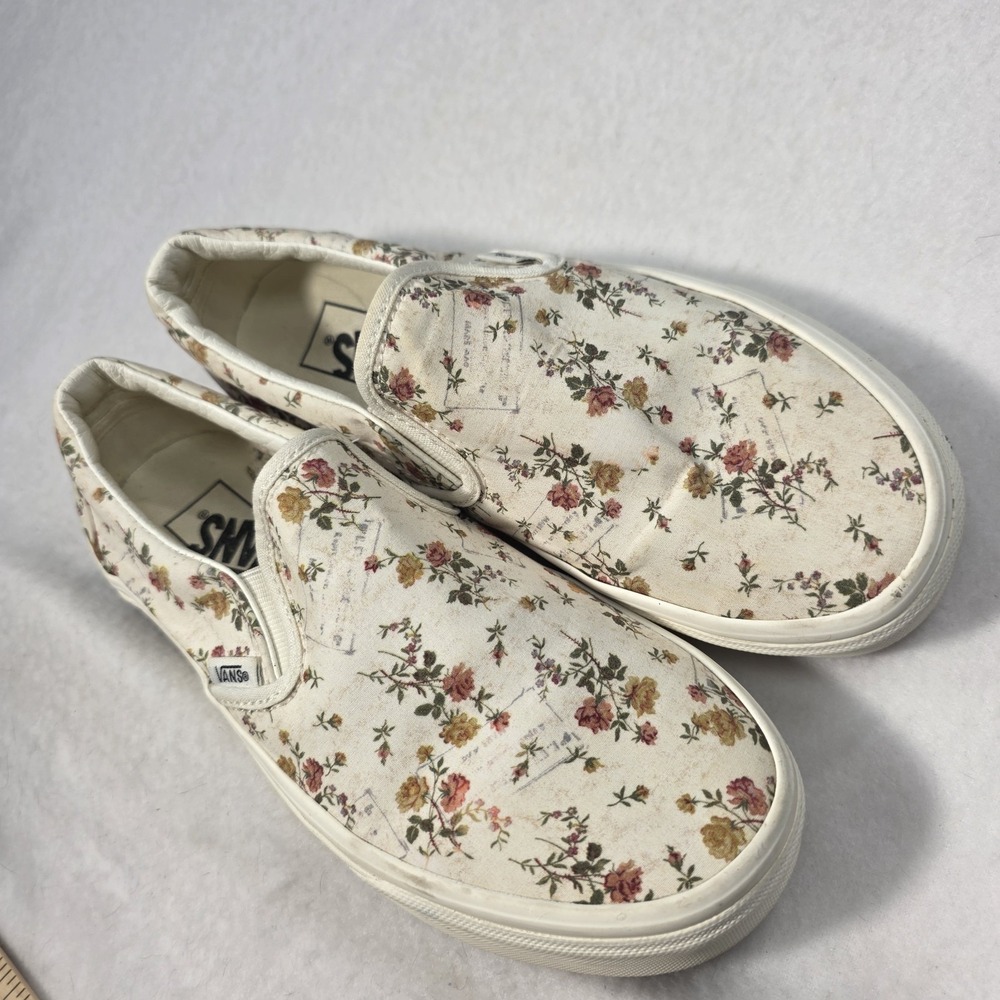 Vans Cottagecore Cream Floral Slip-On Ditsy Classic Sneakers Women's Size 7